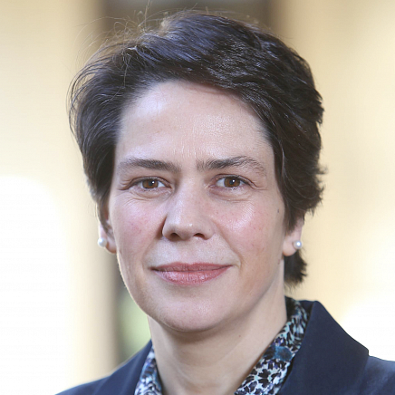 Luz Montero Ossandon, Directora Educación Online — Pontificia Universidad Católica de Chile