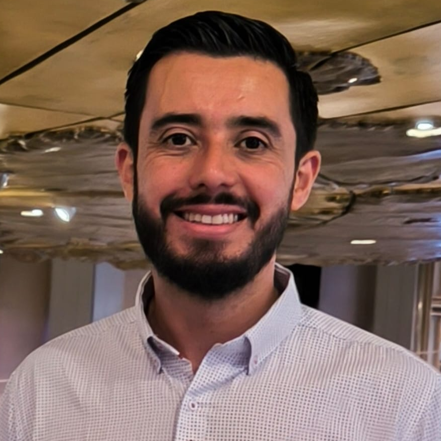 Juan Carlos Arévalo, Coordinador de Servicios de Aprendizaje e Investigación — Universidad de los Andes -Colombia